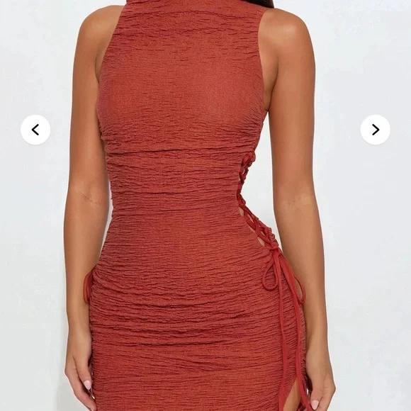 🧡Elegant Rust Sleeveless Dress - Picture 2 of 8